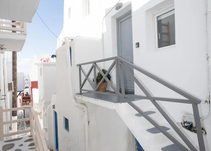 My White Studio Mykono Town